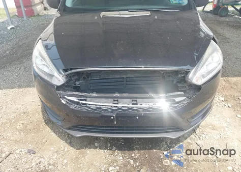 2017 Ford Focus S из США, поврежденный, VIN 1FADP3E28HL319011